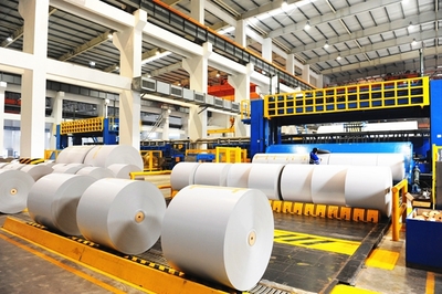 我區智能工廠實現“零突破”，互聯網銷售引領產業新變革